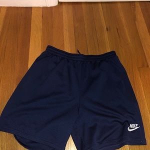 Nike Short Size L